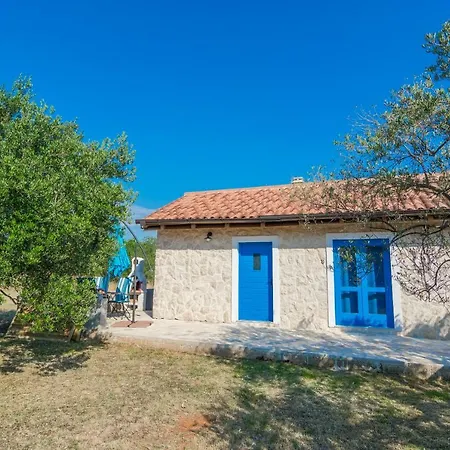 Gasthaus Tiny House Sukošan Exterior foto